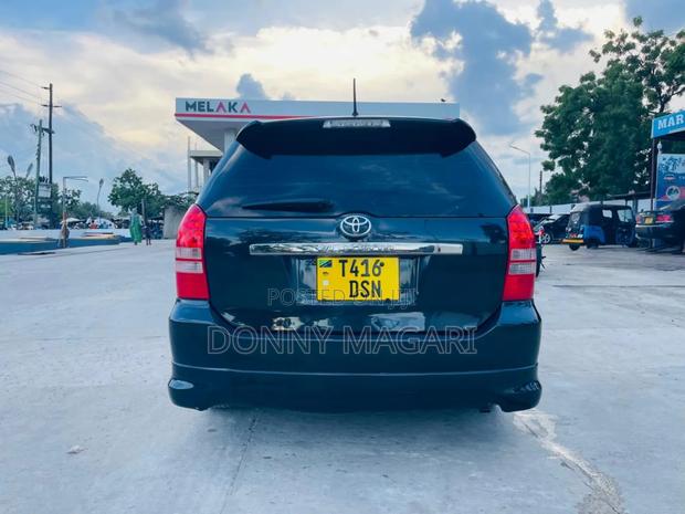 Toyota Wish 2005 Black