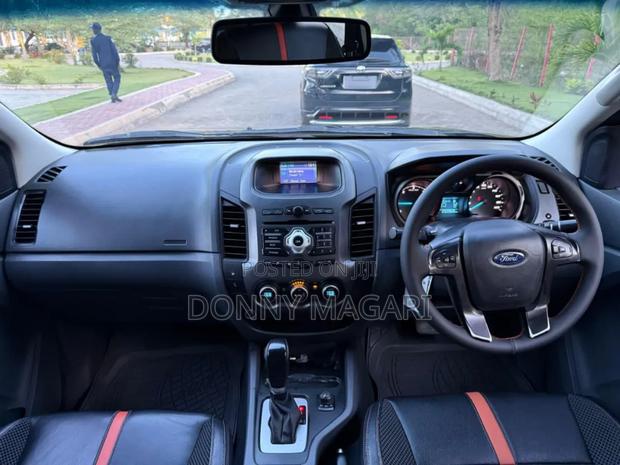 Ford Ranger 2015 Black