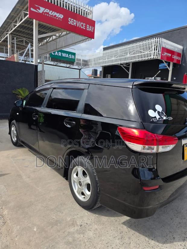 Toyota Wish 2010 Black