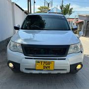 Subaru Forester 2009 White for sale
