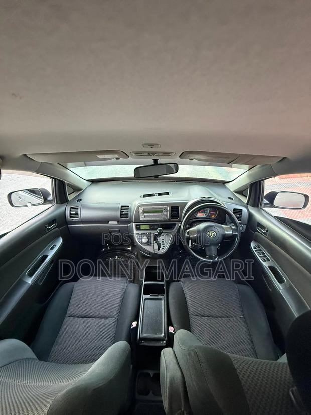 Toyota Wish 2008 Gray