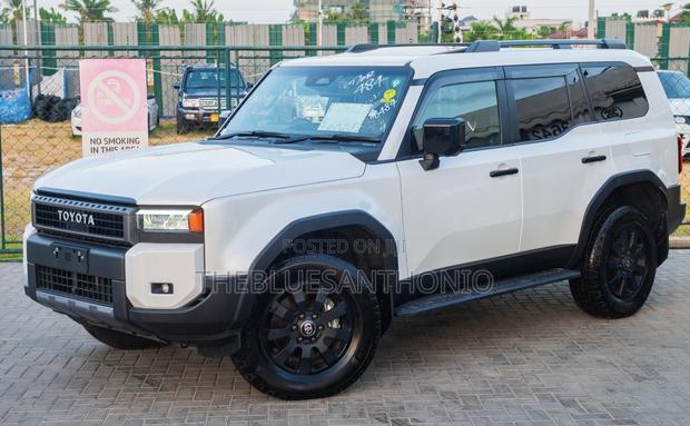 Toyota Land Cruiser Prado 2024 White