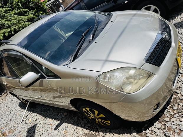 Toyota Corolla Spacio 2004 Silver