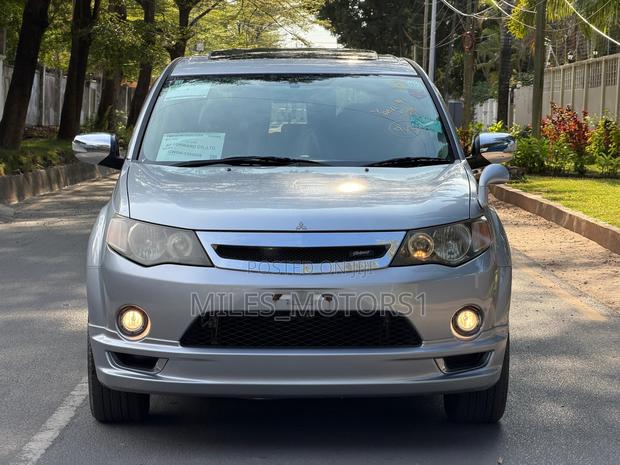 Mitsubishi Outlander 2009 Silver