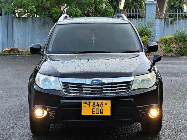 Subaru Forester 2.0D X 2010 Black