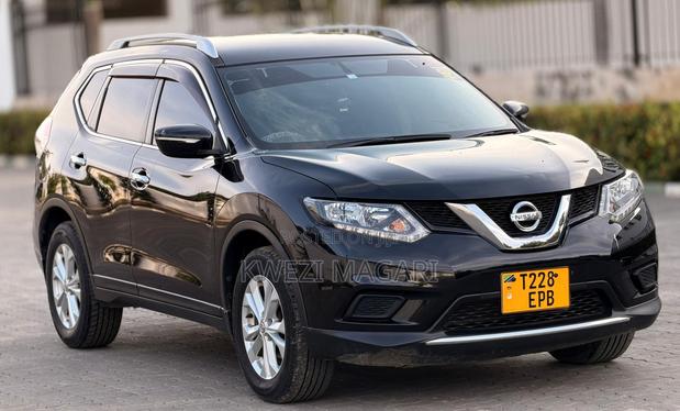Nissan X-Trail 2014 Black