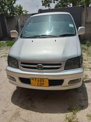 Toyota Noah 2001 Silver for sale