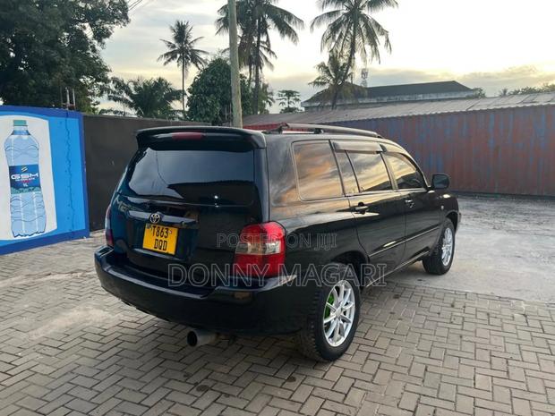 Toyota Kluger 2005 Black