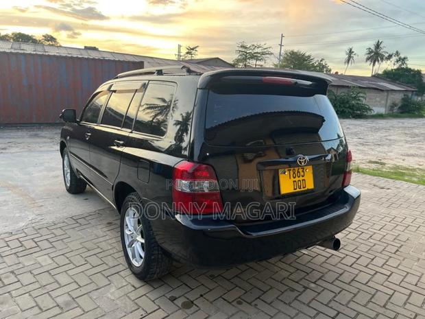 Toyota Kluger 2005 Black