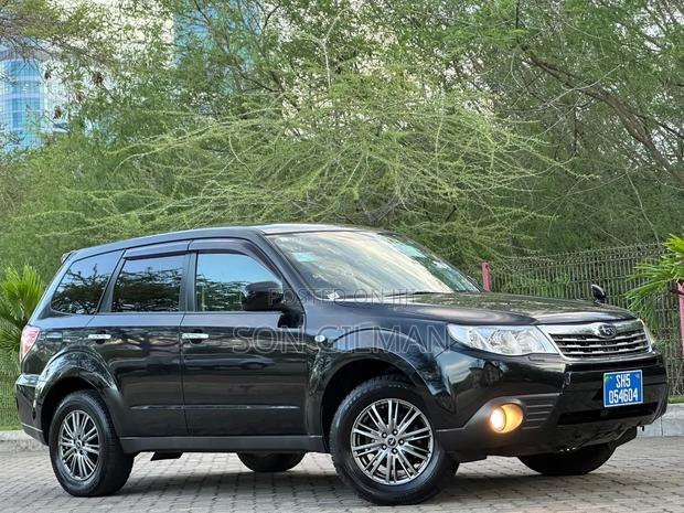 Subaru Forester 2010 Black