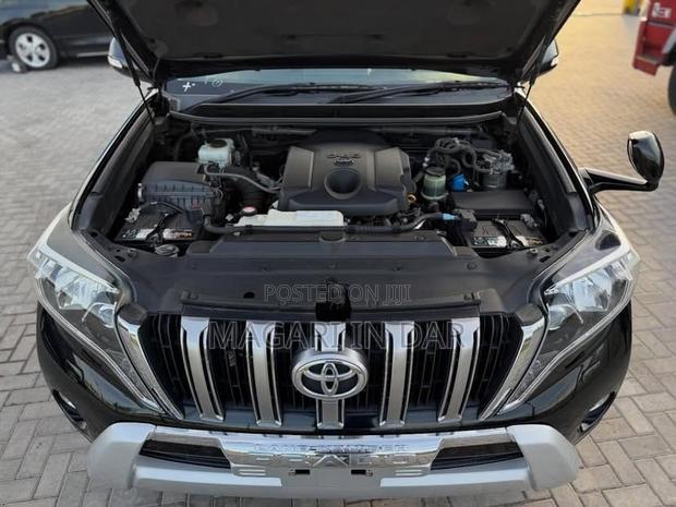Toyota Land Cruiser Prado 2015 Black