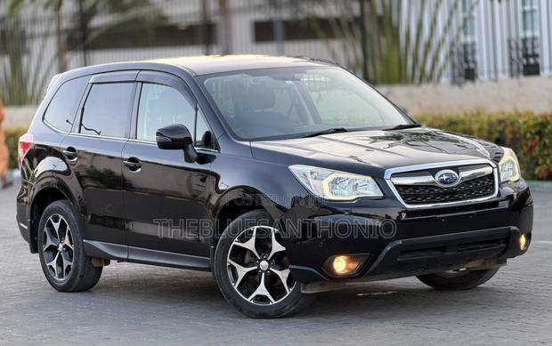Subaru Forester 2015 Black