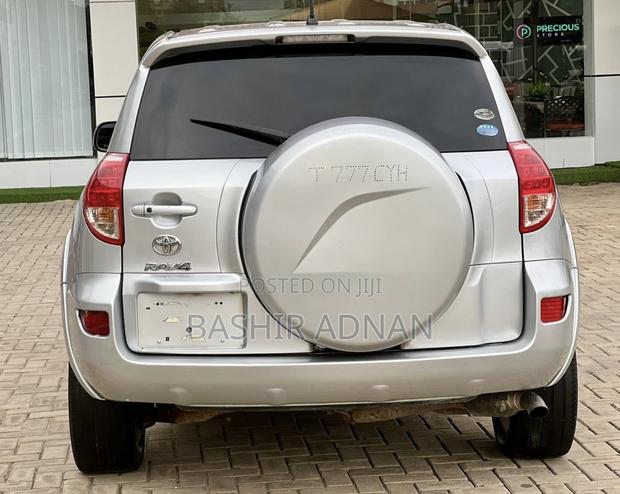 Toyota RAV4 2006 Silver