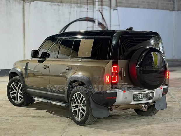 Land Rover Defender 2021 Brown