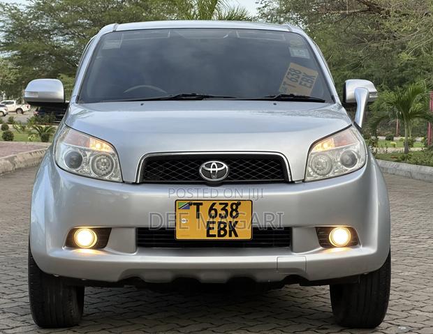 Toyota Rush 2006 Silver