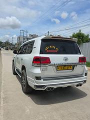 Toyota Land Cruiser 2014 White for sale