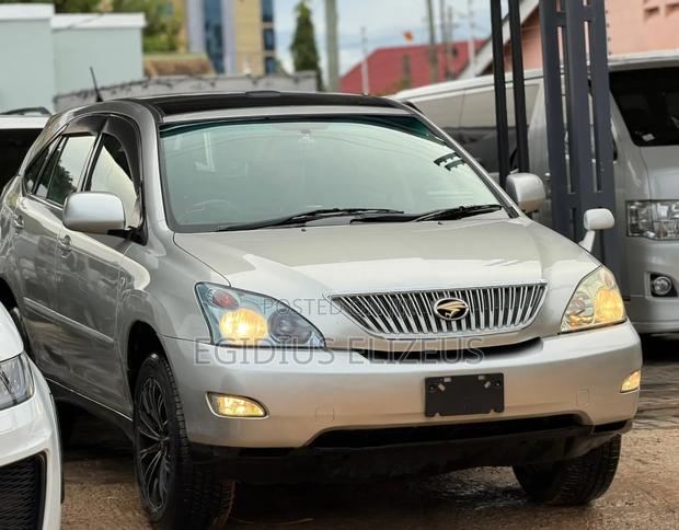 Toyota Harrier 2005 Silver