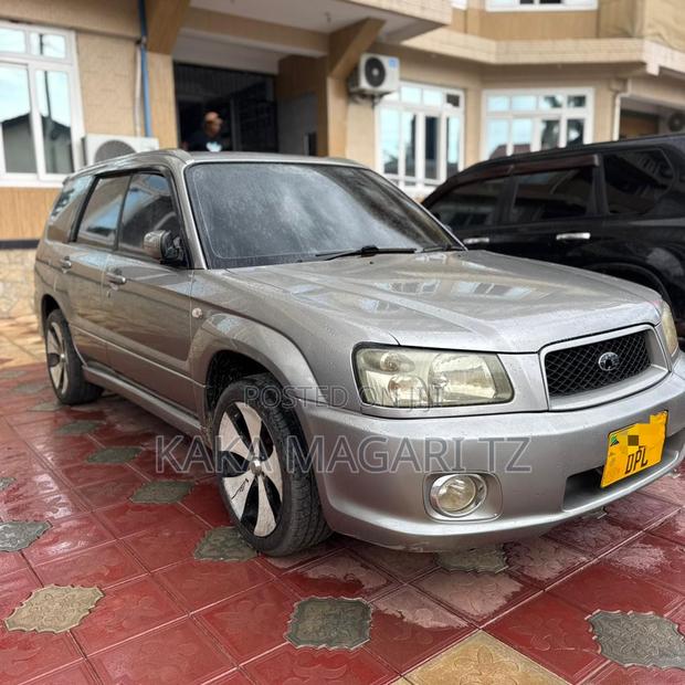 Subaru Forester 2004 Gold