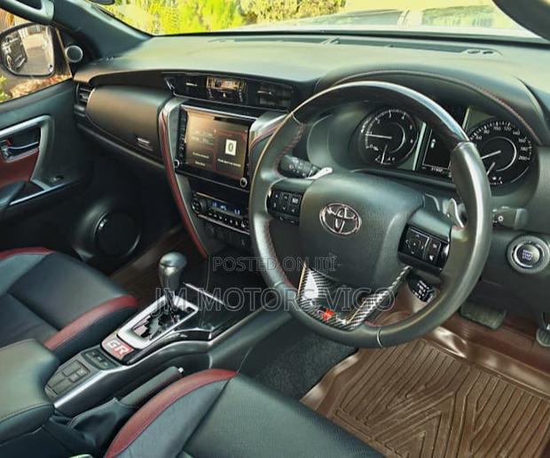 Toyota Fortuner 2023 White