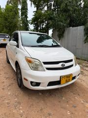 Toyota IST 2006 Pearl for sale