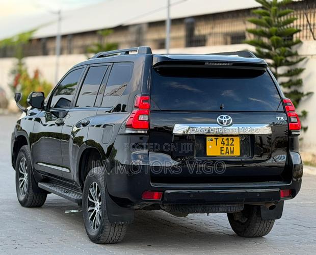 Toyota Land Cruiser Prado 2020 Black
