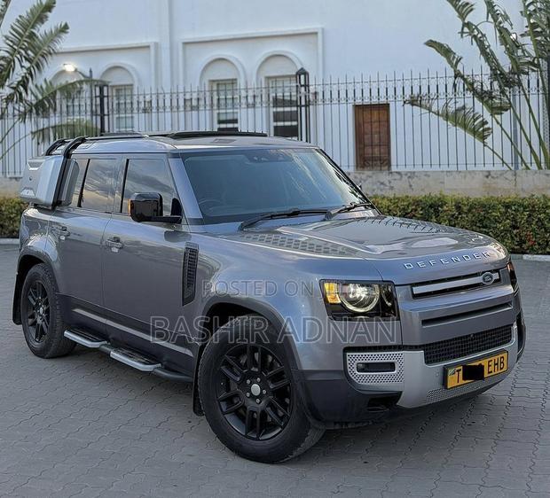 Land Rover Defender X-Dynamic HSE 2021 Gray