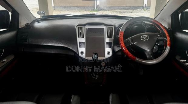 Toyota Harrier 2005 Silver