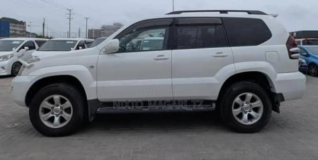 Toyota Land Cruiser Prado 2007 White