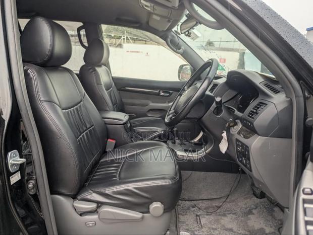 Toyota Land Cruiser Prado 2007 Black