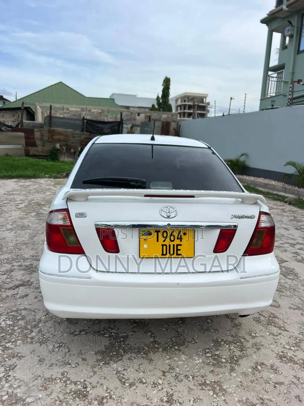 Toyota Premio 2005 White