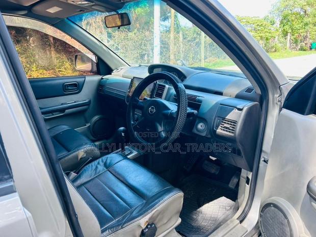 Nissan X-Trail 2009 Silver