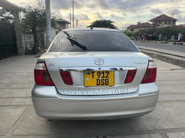 Toyota Premio 2003 Silver