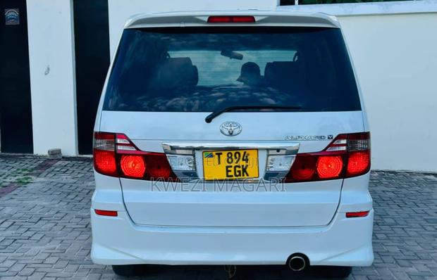 Toyota Alphard 2008 White