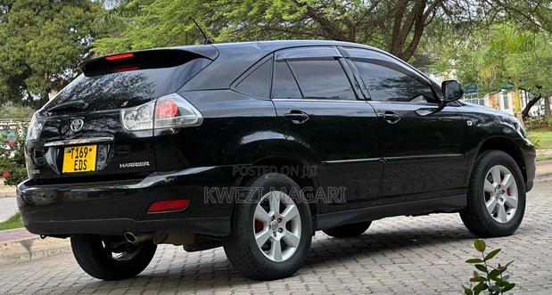 Toyota Harrier 2006 Black