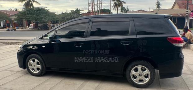 Toyota Wish 2010 Black