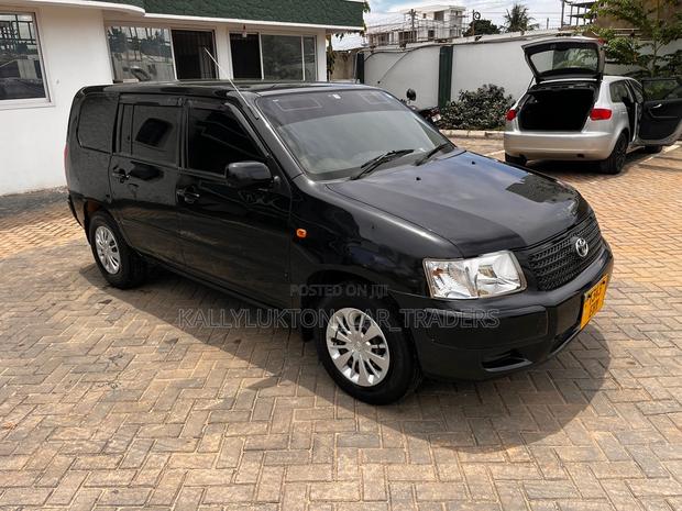 Toyota Succeed 2006 Black