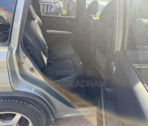 Nissan X-Trail 2.0 Petrol XE 2012 Beige