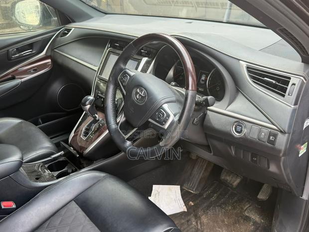Toyota Harrier 2016 Black