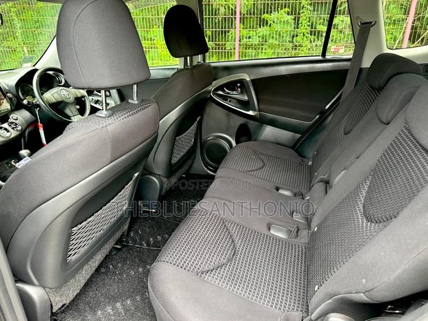Toyota Vanguard 2009 Black