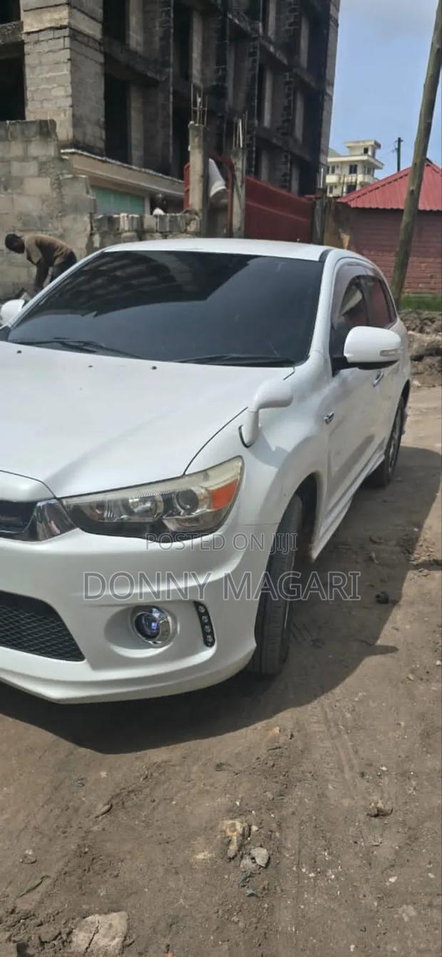 Mitsubishi RVR 2.0 2012 White