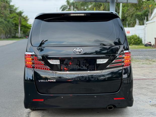 Toyota Vellfire 2009 Black