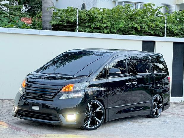 Toyota Vellfire 2009 Black
