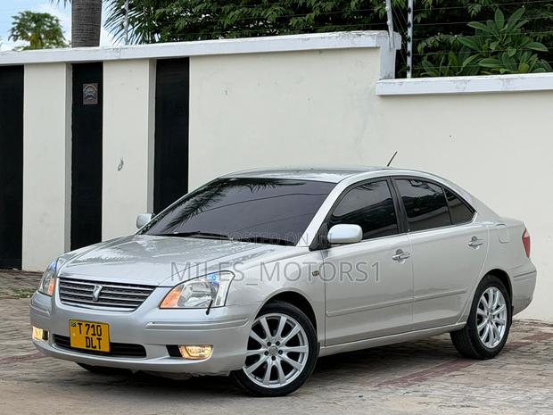 Toyota Premio 2005 Silver