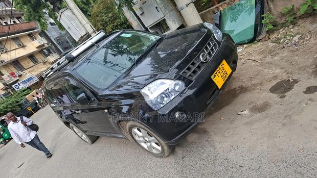 Nissan X-Trail 2.0 Petrol XE 2010 Black