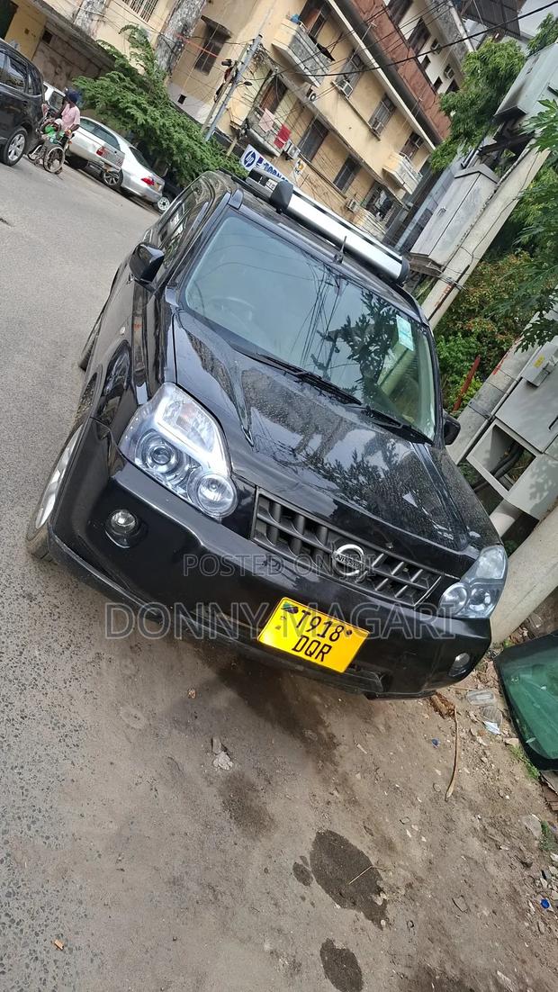 Nissan X-Trail 2.0 Petrol XE 2010 Black