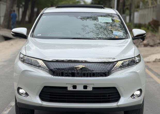 Toyota Harrier 2016 White