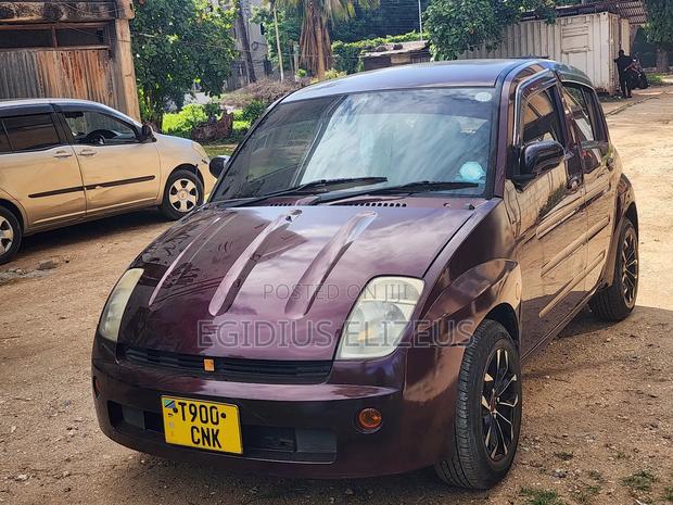 Toyota Will 2000 Black