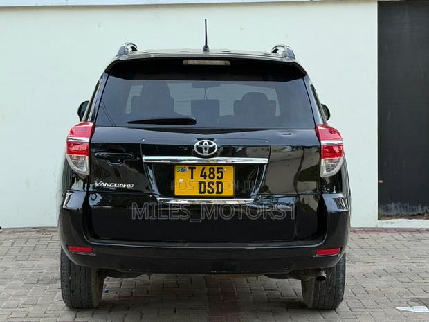Toyota Vanguard 2007 Black