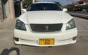 Toyota Crown 2004 White for sale