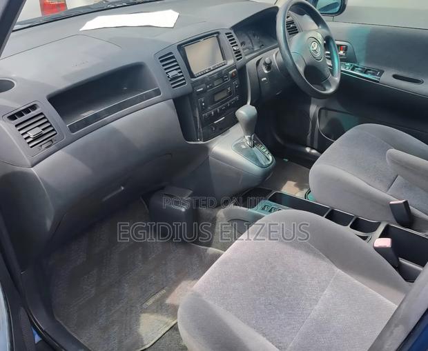 Toyota Corolla Spacio 2005 Blue
